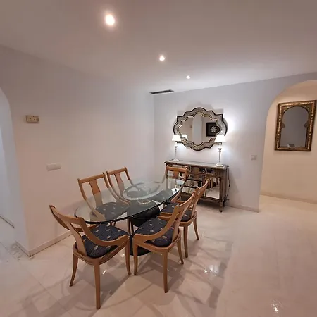 Luxury In Playas Del Duque , Puerto Banus By Holidays & Marbella