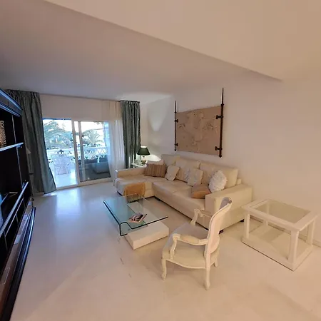 Apartment Luxury In Playas Del Duque , Puerto Banus By Holidays &