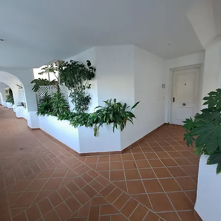 Luxury In Playas Del Duque , Puerto Banus By Holidays & * Marbella