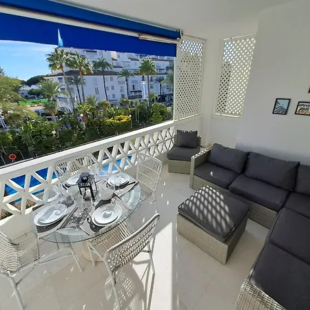 Luxury In Playas Del Duque , Puerto Banus By Holidays & Marbella