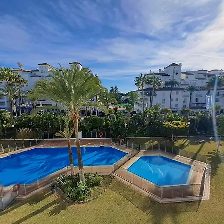 Luxury In Playas Del Duque , Puerto Banus By Holidays & *