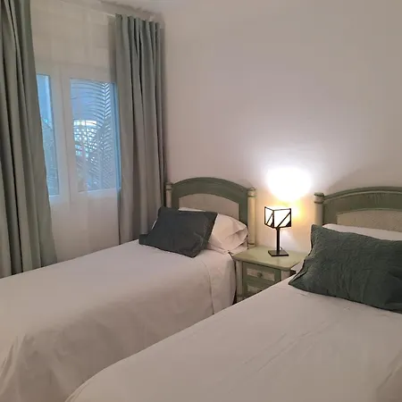 Luxury In Playas Del Duque , Puerto Banus By Holidays &